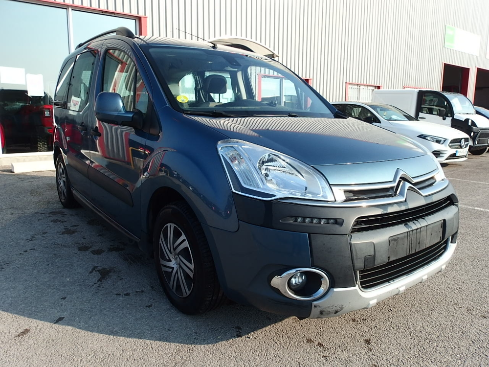 Berlingo 1.6 E-HDI90 AIRDREAM XTR + II ETG6 5P 2015 occasion 10600 Savi&egrave;res
