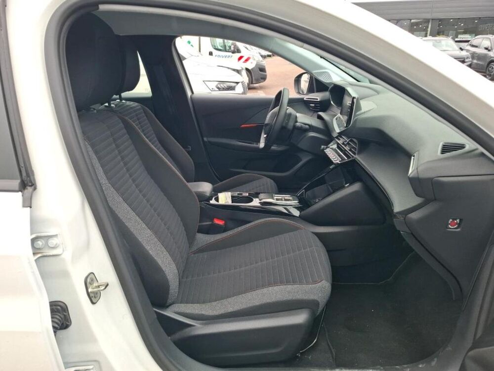 208 e- 136 Active Business / ADML / CAMERA / CHARGEUR EMBARQU 2022 occasion 56850 Caudan