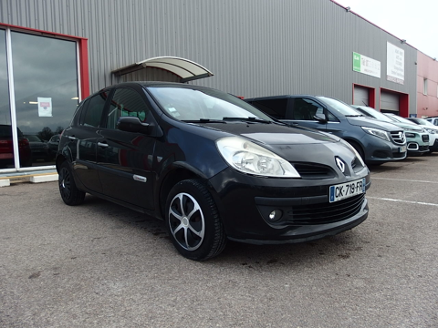 Renault clio iii 1.2 16V 75CH RIP CURL 5P