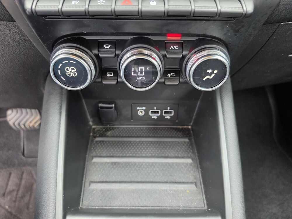 Captur 1.6 E-Tech Plug-in 160ch Intens 2020 occasion 56850 Caudan