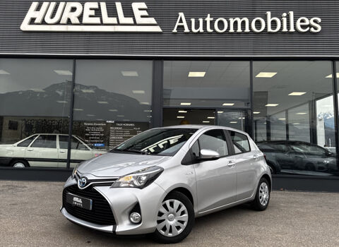 Toyota Yaris HSD 100H BUSINESS 5P 2015 occasion ECHIROLLES 38130