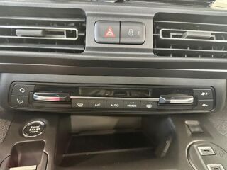 Combo VP XL - 1.5 BlueHDi 130ch S&S Elegance Pack BVA8 5 places 2026 occasion 95500 Gonesse