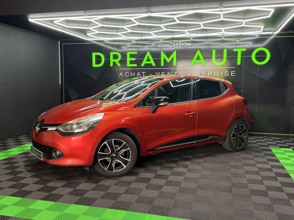 Clio IV 1.5 DCI 90CH BUSINESS ECO&sup2; 90G 2015 occasion 57185 CLOUANGE
