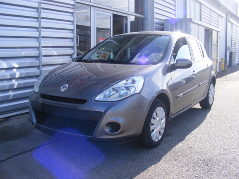 Renault Clio III III 1.5 DCI 85CH DYNAMIQUE 5P 2010 occasion Salaise-sur-Sanne 38150