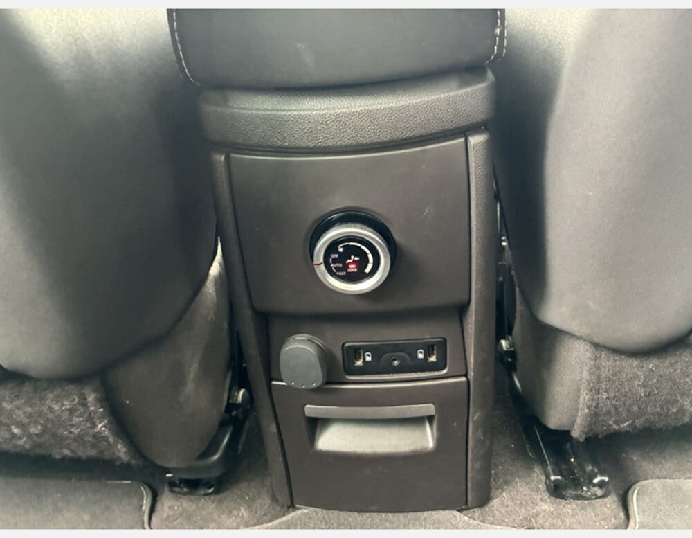 Espace 1.6 DCI 160CH ENERGY INITIALE PARIS EDC / 7 PLACES 2015 occasion 38130 ECHIROLLES