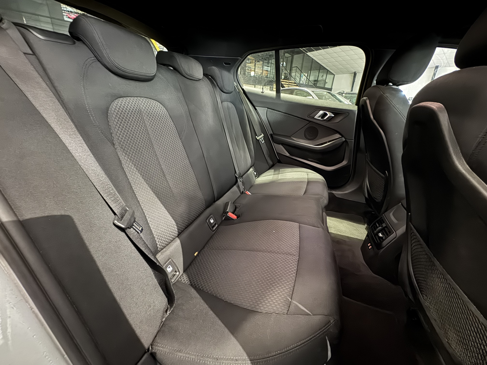 S&eacute;rie 1 (F40) 116DA BUSINESS DESIGN DKG7 PLB AUTO 2022 occasion 12000 RODEZ