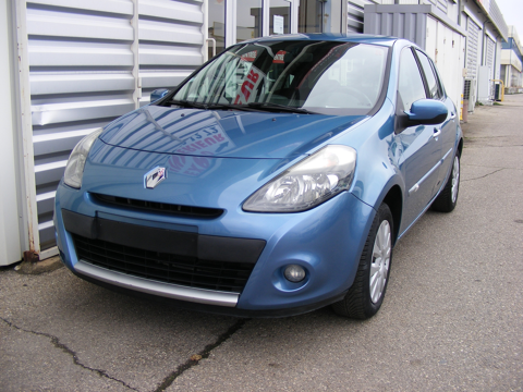 Renault Clio III III 1.2 16V 75CH EXPRESS CLIM 5P 2011 occasion Salaise-sur-Sanne 38150