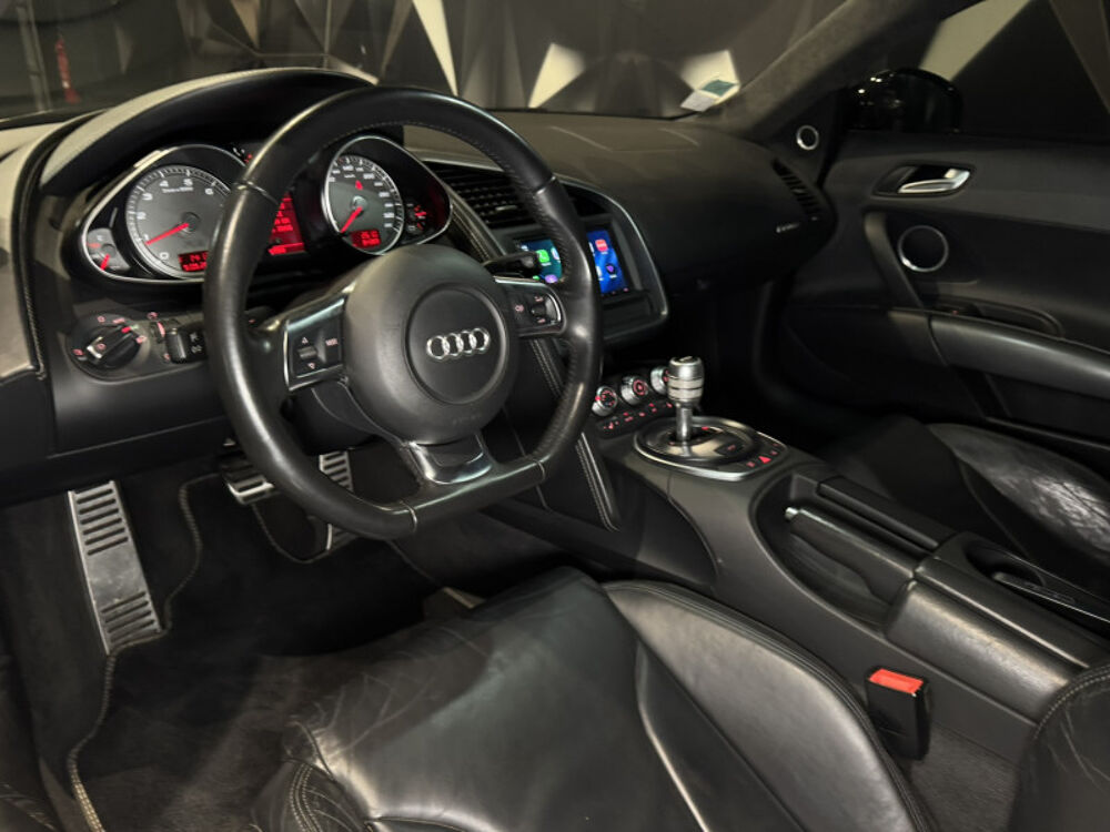 R8 4.2 V8 FSI 420CH R TRONIC 6 2009 occasion 63170 Aubi&egrave;re