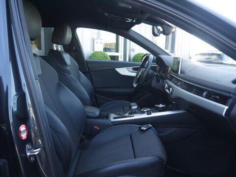 A4 2.0 TDI 150CH ULTRA S LINE S TRONIC 7 2017 occasion 38260 La C&ocirc;te-Saint-Andr&eacute;