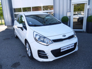 Rio 1.2 85CH 5 PORTES GPS / DISTRIBUTION A CHAINE 2016 occasion 38260 La C&ocirc;te-Saint-Andr&eacute;