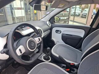 Twingo 1.0 SCe 65ch Equilibre 2022 occasion 78860 ST NOM LA BRETECHE