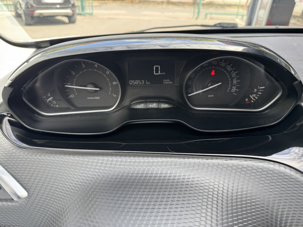 208 1.2 PURETECH 82CH STYLE 5P 2018 occasion 93220 Gagny
