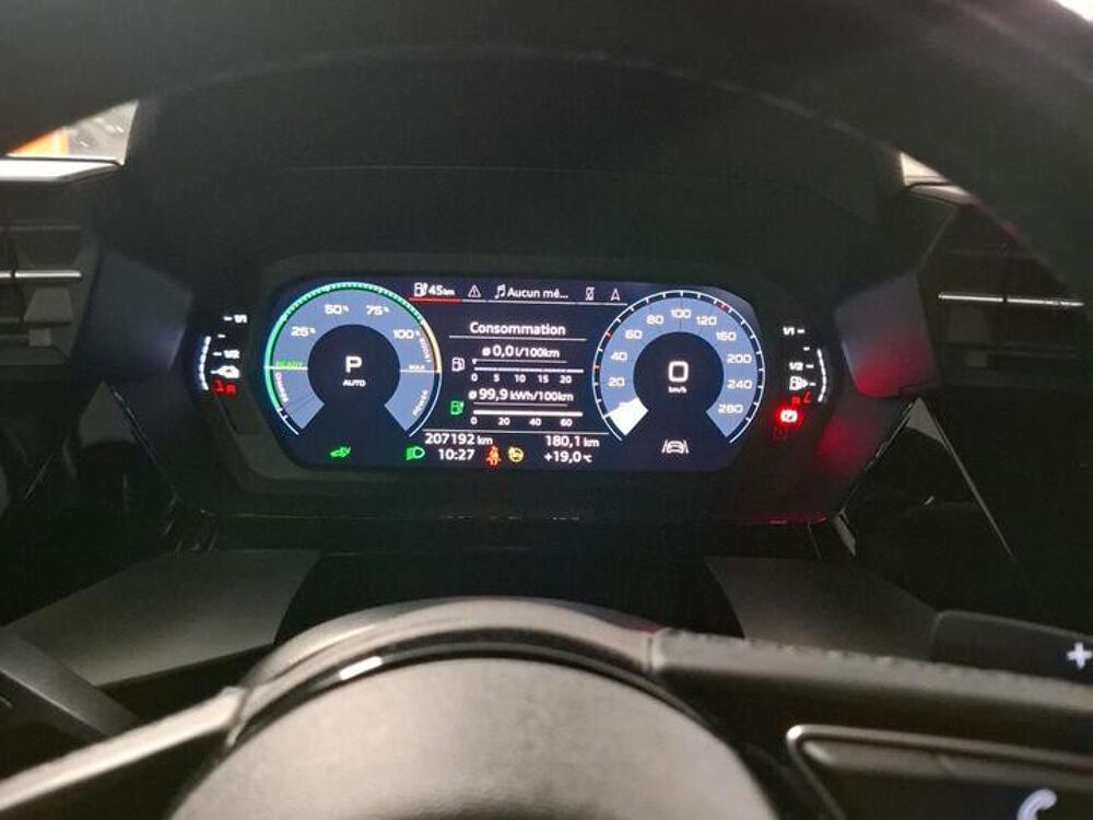 A3 40 TFSI E 204CH BUSINESS LINE S TRONIC 6 2023 occasion 06270 Villeneuve-Loubet