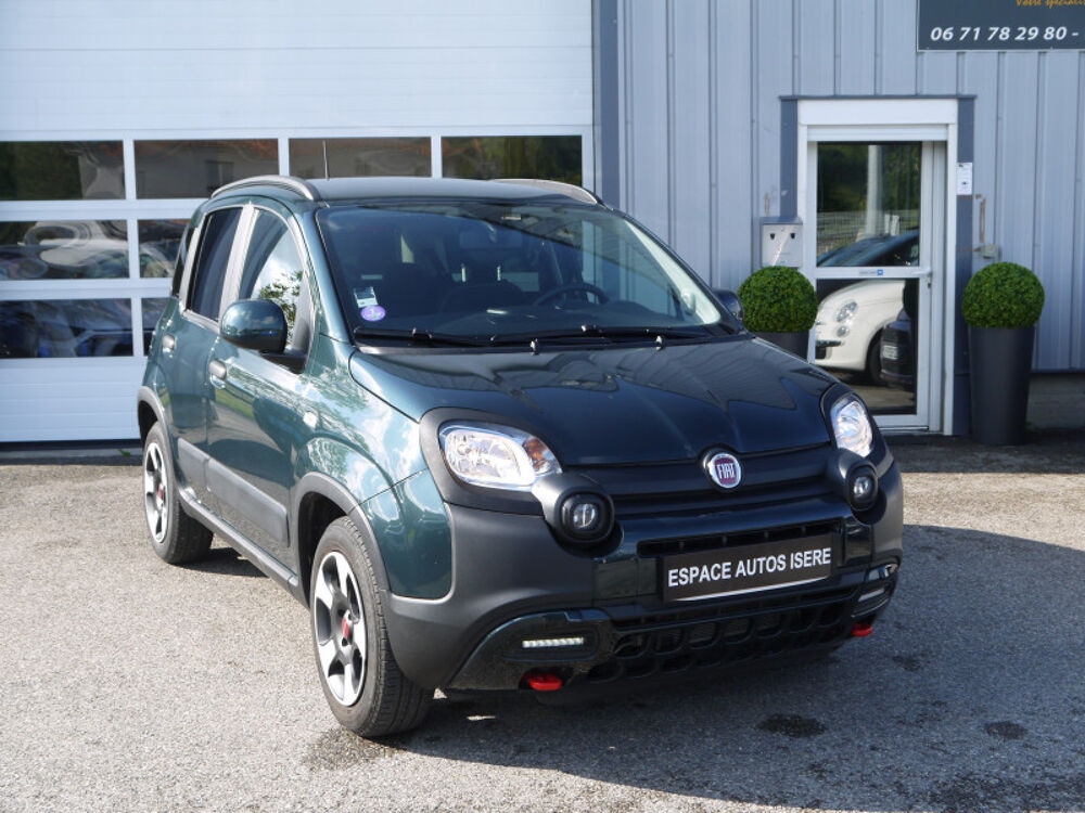 Panda 1.0 70CH BSG S&S CROSS 2023 occasion 38260 La C&ocirc;te-Saint-Andr&eacute;
