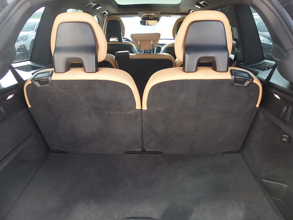 XC90 D5 AWD 235CH MOMENTUM GEARTRONIC 7 PLACES 2017 occasion 10600 Savi&egrave;res