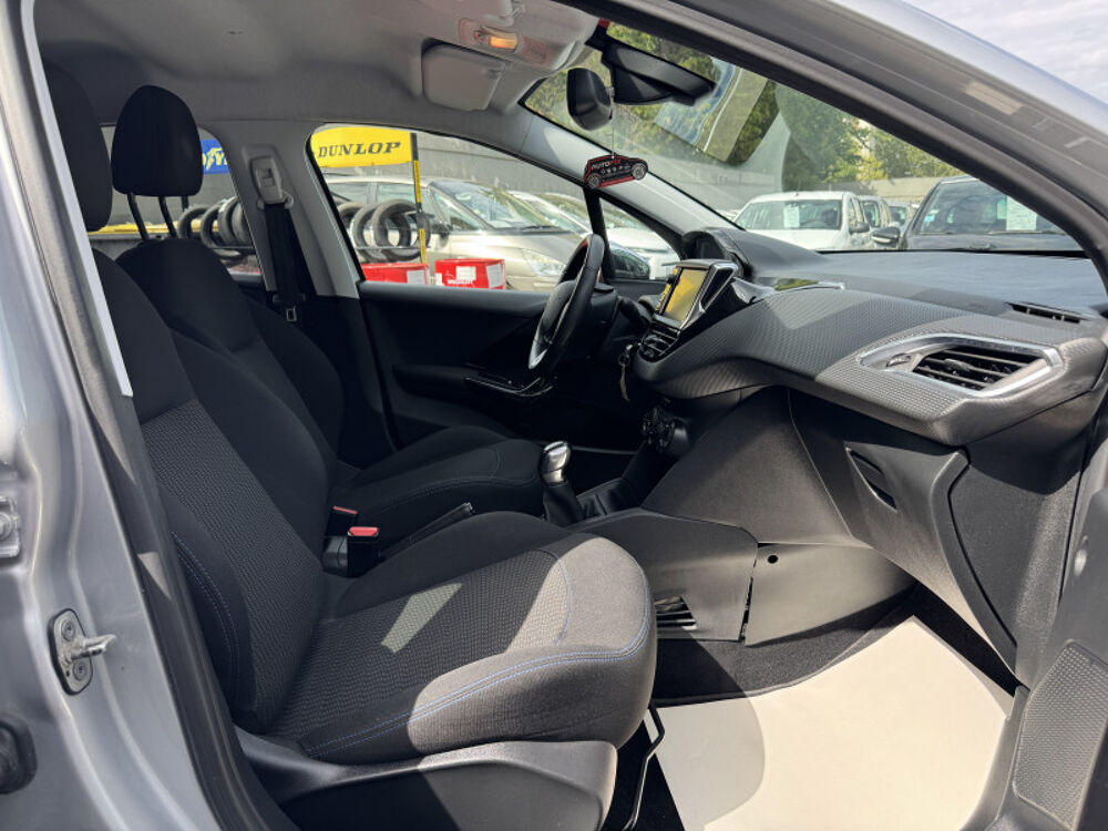 208 1.2 PURETECH 82CH STYLE 5P 2018 occasion 93220 Gagny