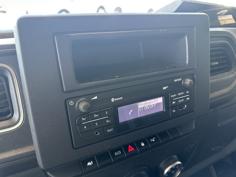 Master F3300 L2H2 2.3 DCI 135CH CONFORT E6 2021 occasion 56530 Qu&eacute;ven
