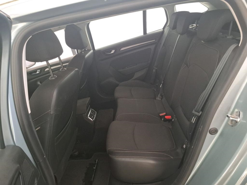Megane IV 1.6 E-TECH PLUG-IN 160CH BUSINESS 2021 occasion 56530 Qu&eacute;ven