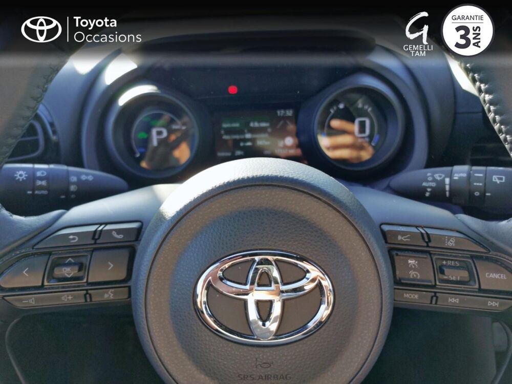 Yaris Cross 116h Design MY22 2023 occasion 26200 Mont&eacute;limar