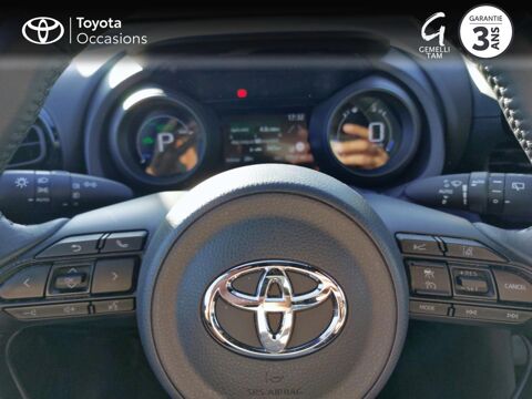 Yaris Cross 116h Design MY22 2023 occasion 26200 Mont&eacute;limar