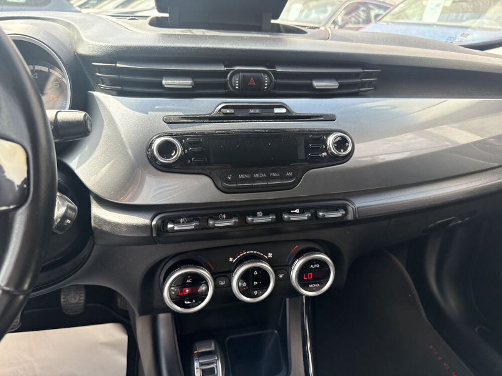Giulietta 1.6 JTDM 105CH DISTINCTIVE BUSINESS STOP&START 2013 occasion 31140 Aucamville