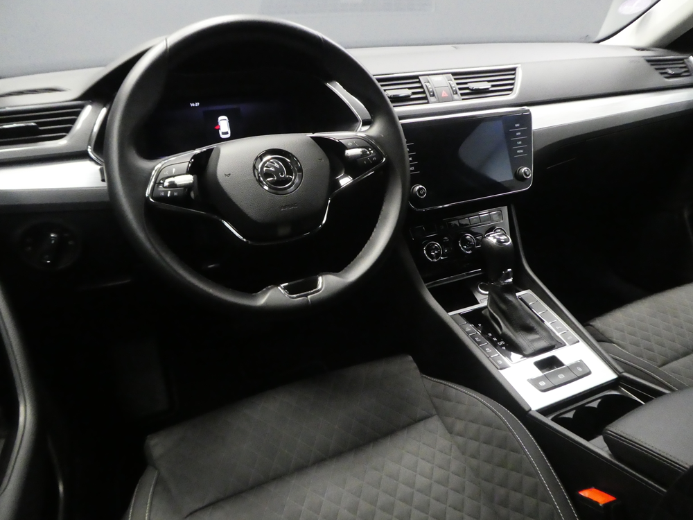 Superb 1.4 TSI PHEV 218CH BUSINESS DSG6 2023 occasion 77100 Nanteuil-l&egrave;s-Meaux