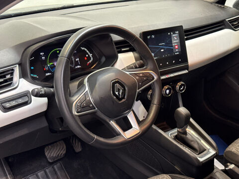 Clio V 1.6 E-TECH 145CH FULL HYBRID EVOLUTION 2023 occasion 28630 Nogent-le-Phaye