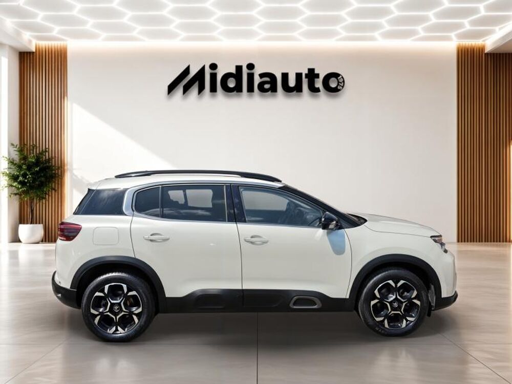 C5 aircross BlueHDi 130 Shine / GPS / CAMERA / JANTES BITON 2022 occasion 56850 Caudan