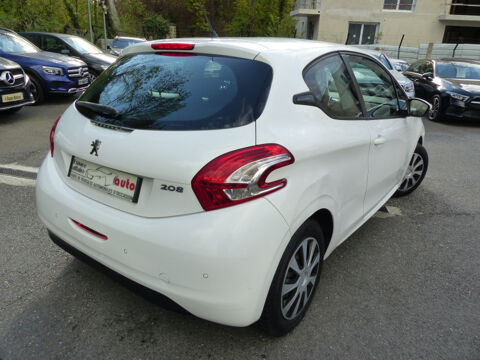 208 1.0 PURETECH ACTIVE 3P 2014 occasion 77144 Mont&eacute;vrain