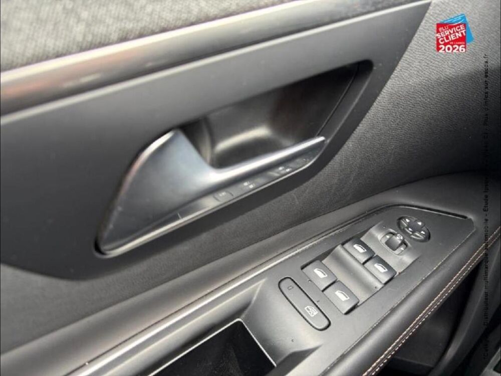 3008 2.0 BlueHDi 180ch S&S GT Line EAT8 2018 occasion 25000 Besan&ccedil;on