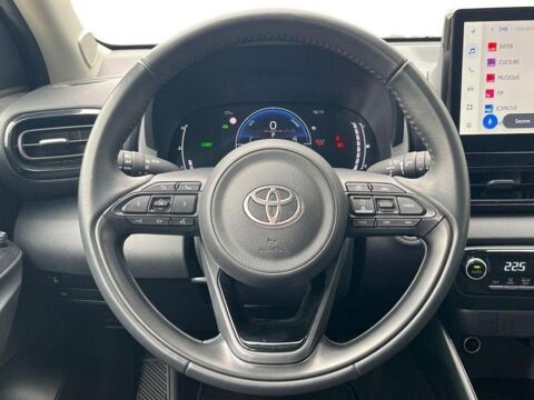 Yaris 116h Design 5p MC24 2025 occasion 13400 Aubagne