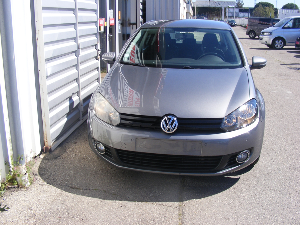 Golf VI 1.6 TDI 105CH BLUEMOTION FAP TRENDLINE 5P 2011 occasion 38150 Salaise-sur-Sanne