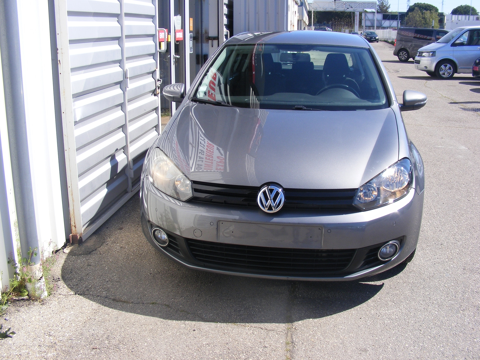 Golf VI 1.6 TDI 105CH BLUEMOTION FAP TRENDLINE 5P 2011 occasion 38150 Salaise-sur-Sanne
