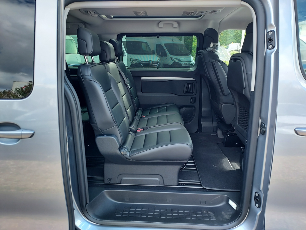Spacetourer XL 2.0 BLUEHDI 180CH S&S EAT8 BUSINESS PACK 8 PLACES 2026 occasion 60600 Clermont