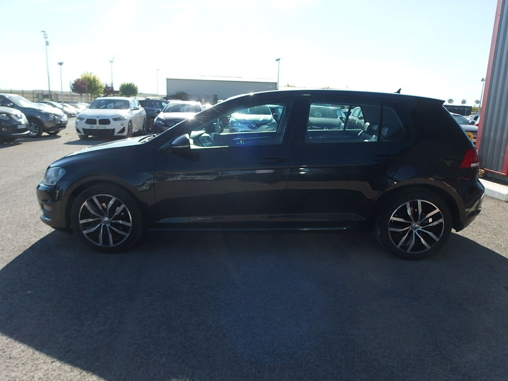 Golf 1.6 TDI 105CH BLUEMOTION TECHNOLOGY FAP CARAT 5P 2012 occasion 10600 Savi&egrave;res