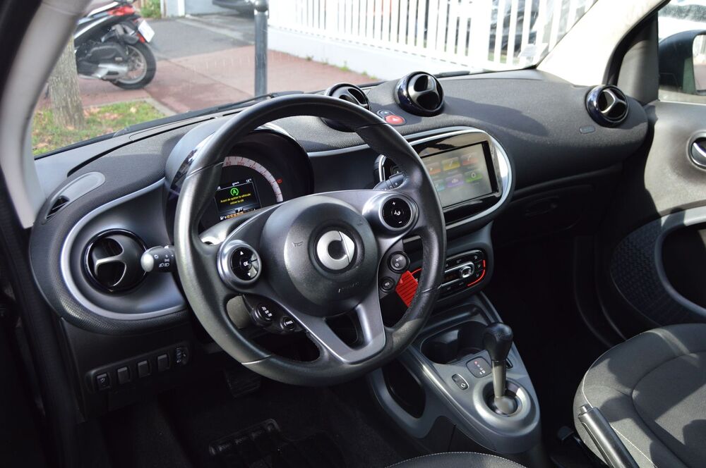 ForTwo 71CH PASSION TWINAMIC E6C 2019 occasion 94100 Saint-Maur-des-Foss&eacute;s