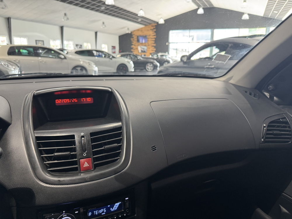 206 1.4 HDI AFFAIRE PACK CD CLIM 2 PLACES 2011 occasion 12000 RODEZ