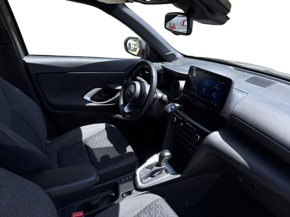 Yaris Cross 116h Design MY22 2023 occasion 13400 Aubagne