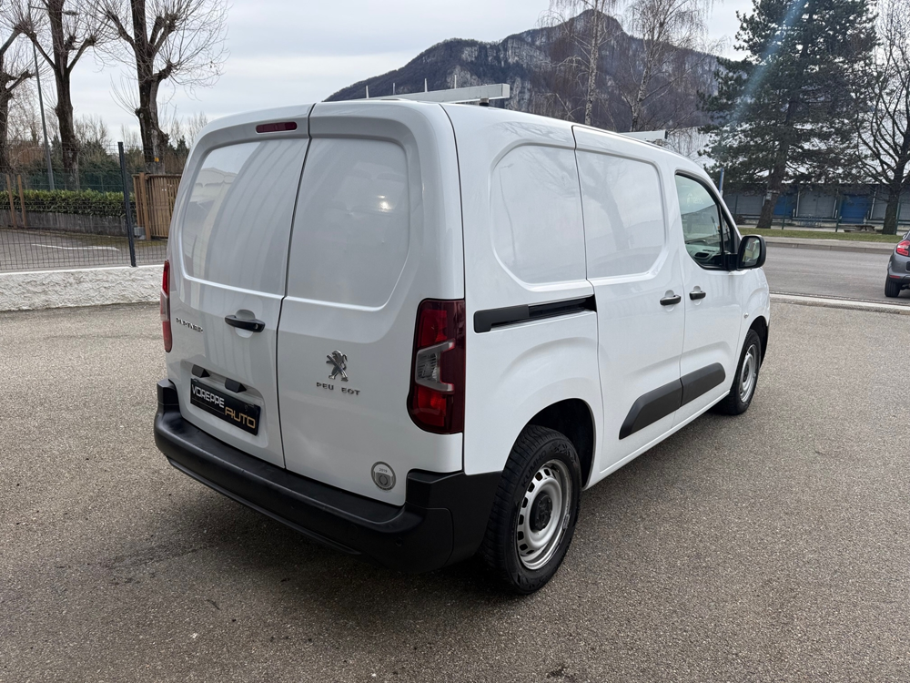 Partner STANDARD 1000KG BLUEHDI 100CH TVA / 3 PLACES / 2019 occasion 38340 Voreppe