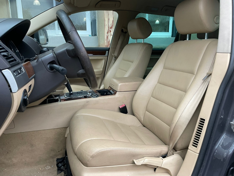 Touareg 3.0 V6 TDI 240CH VENTE A PRO DE L'AUTO UNIQUEMENT PROBLEME D 2010 occasion 12000 RODEZ