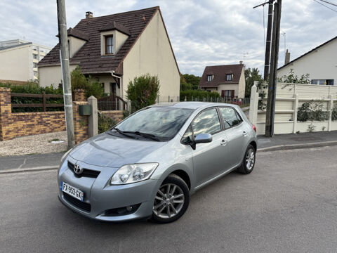 Toyota auris 126 D-4D LUNA PACK 5P
