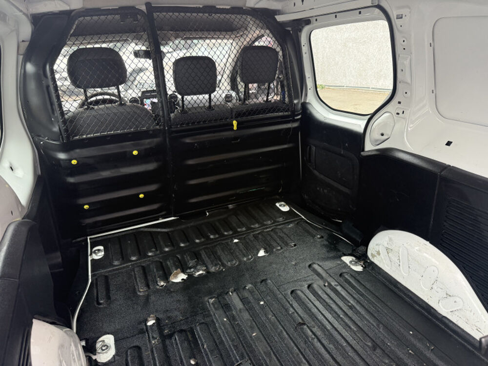 Berlingo 20 L1 1.6 HDI 90 BUSINESS (Tva R&eacute;cuperable) 2015 occasion 31140 Aucamville