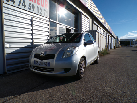Toyota yaris 2 II 1.3 VVT-I 87CH LUNA 5P
