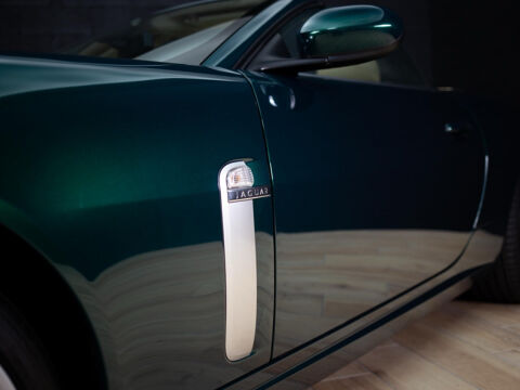 XK R 416CH V8 / BRITISH RACING GREEN / INTERIEUR BEIGE 2007 occasion 10120 SAINT ANDRE LES VERGERS