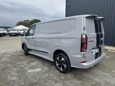 Transit 320 L1H1 2.0 EcoBlue 170ch Sport BVA8 2025 occasion 17450 Saint-Laurent-de-la-Pr&eacute;e