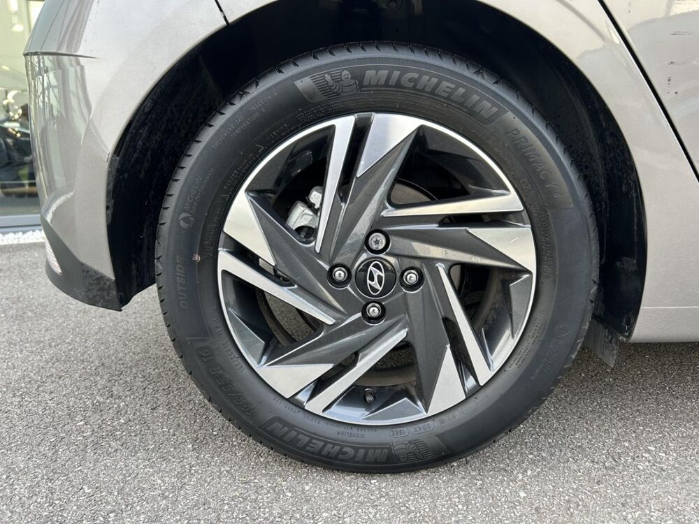 i20 1.0 T-GDi 100ch Hybrid Intuitive DCT-7 2022 occasion 78240 CHAMBOURCY