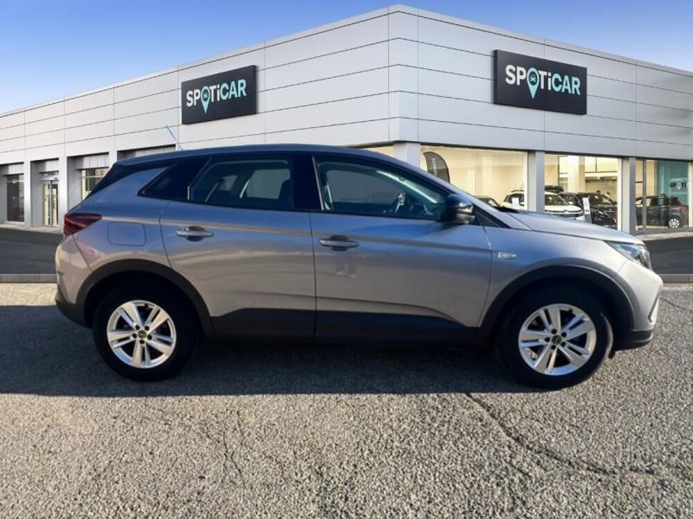 Grandland 1.2 Turbo 130ch Elegance Business 2022 occasion 13200 Arles