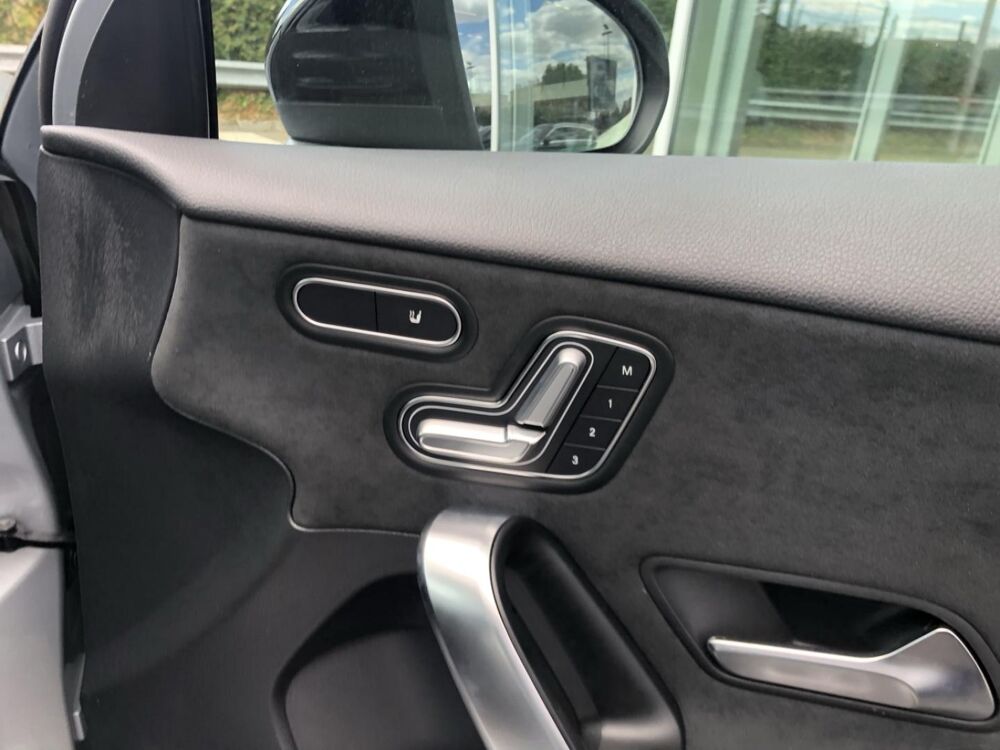 Classe A 250 e hybride rechargeable 218ch AMG Line 8G-DCT 2025 occasion 28100 Dreux