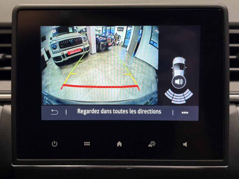 Captur 180,30/MOIS* / 1.6 E-TECH HYBRIDE RECHARGEABLE 160CH BUSINES 2022 occasion 57350 Stiring-Wendel
