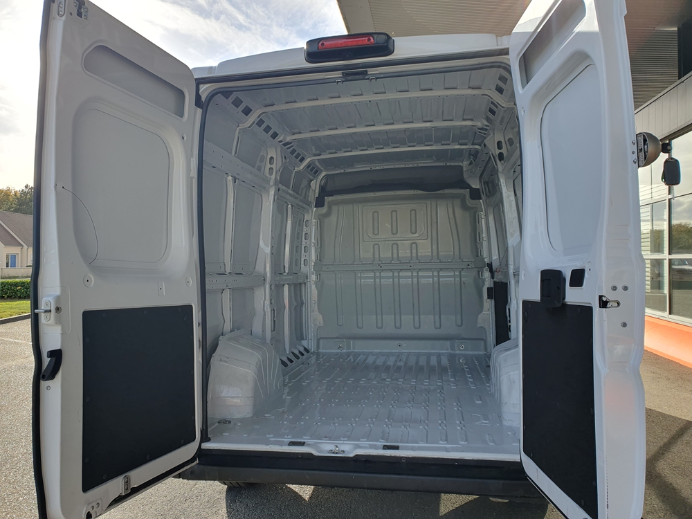 Ducato MH2 3.3 140CH S&S PACK PREMIUM CONNECT 2024 occasion 28630 Nogent-le-Phaye